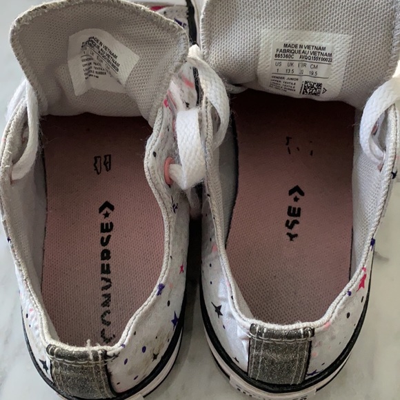 Youth Converse - Picture 4 of 5